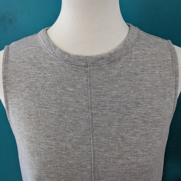 Jersey knit sleeveless comfy dress - Picture 3 of 4